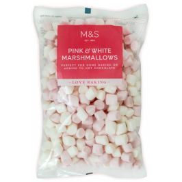 Marks & Spencer Růžové a bílé bonbóny marshmallow