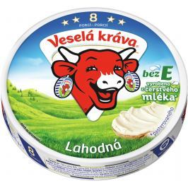 Veselá kráva lahodná z čerstvého mléka